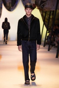 Look 37