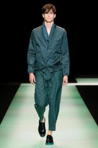 Look 16
