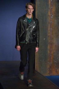 Look 10