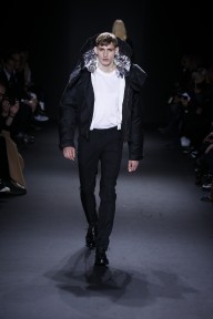 Look 28