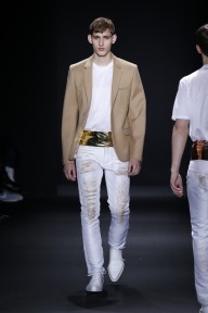 Look 7