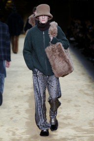 Look 11