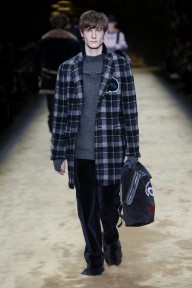 Look 13