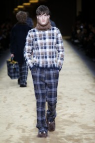 Look 3