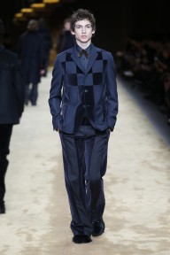 Look 48