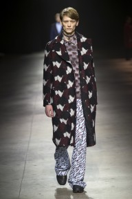 Look 18