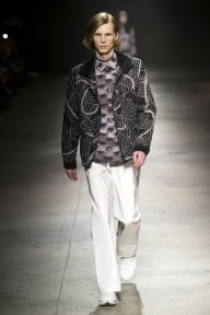 Look 4