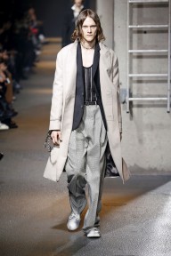 Look 10