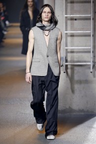 Look 3