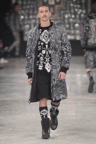 Look 8