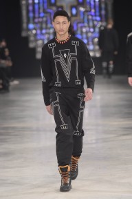Look 12