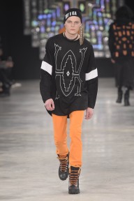 Look 14