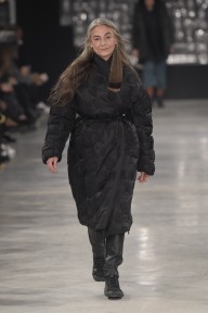 Look 27
