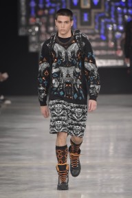 Look 37