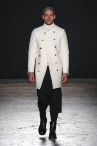 Look 1