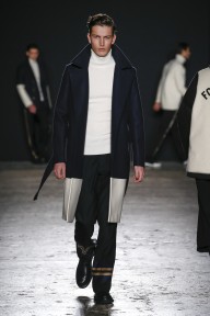 Look 16
