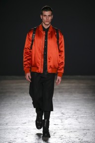 Look 19