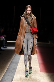 Look 13