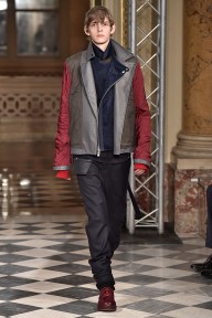 Look 15