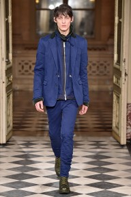 Look 3