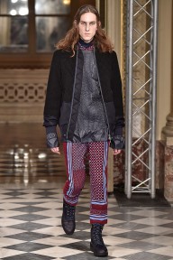 Look 33