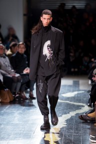 Look 16