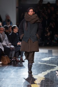 Look 3