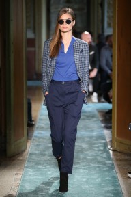 Look 16