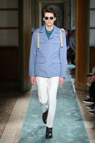 Look 18