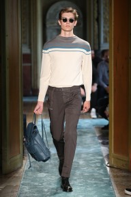Look 25
