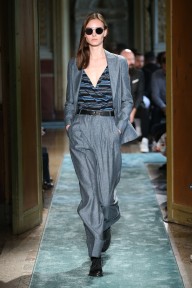 Look 3
