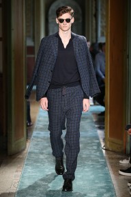 Look 32