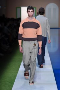 Look 3