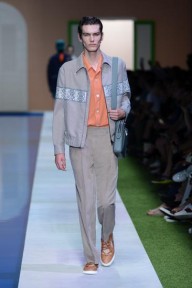 Look 50