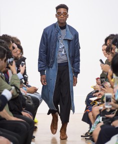 Look 18