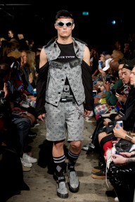 Look 12