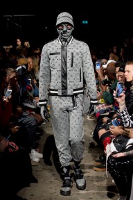 Look 14
