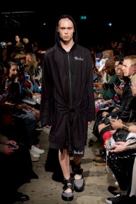 Look 15