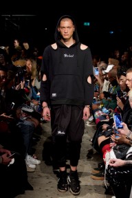 Look 19