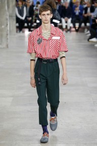 Look 16