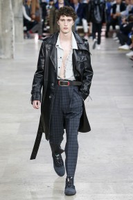 Look 29