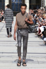 Look 11