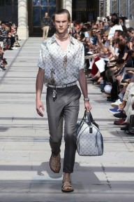 Look 12