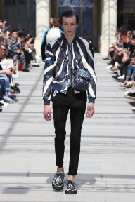 Look 38