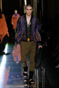 Look 24