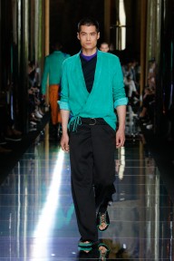 Look 32