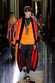Look 37