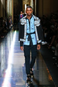 Look 60