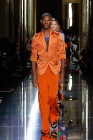 Look 80