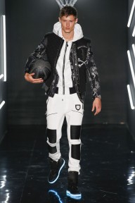 Look 13